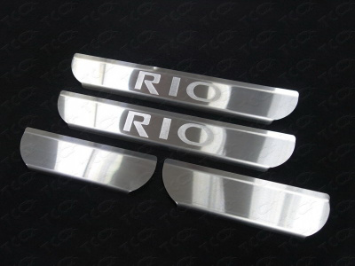 Kia Rio (15–) Накладки на пороги (лист зеркальный надпись RIO)